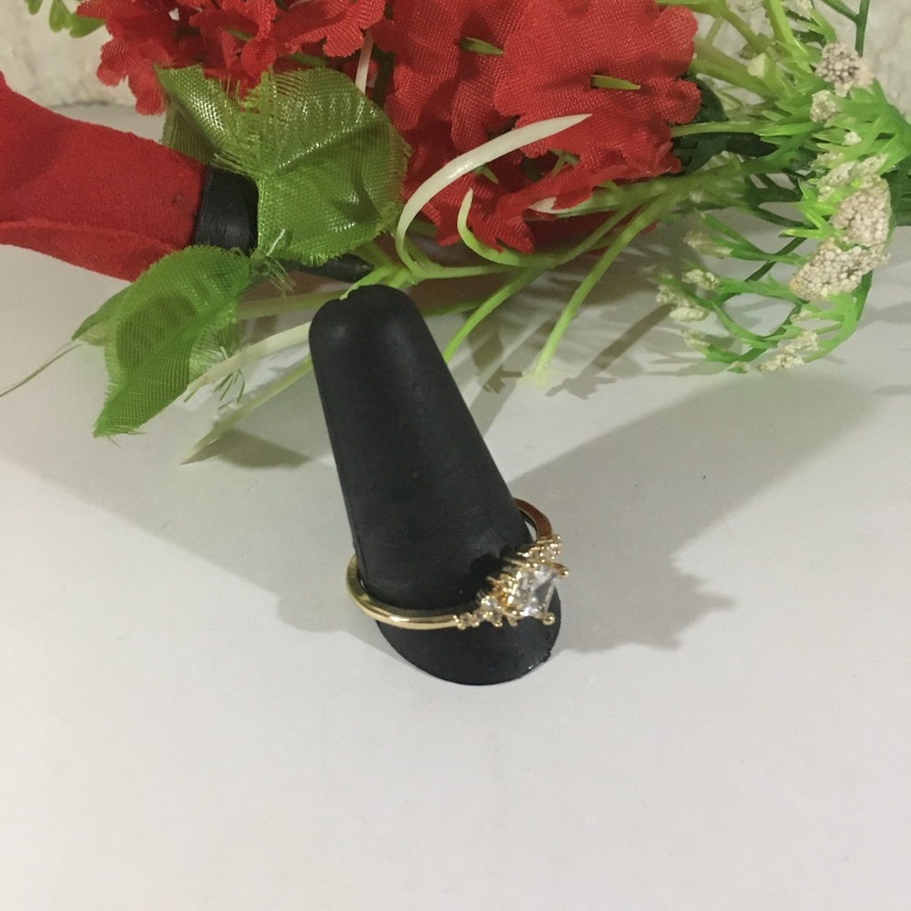 GOLD PLATED RING SIZE 9 - Picture 3 of 6